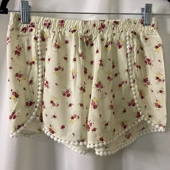 New Timing New pajama shorts w/ pom-poms sizes small & large - Picture 2 of 3